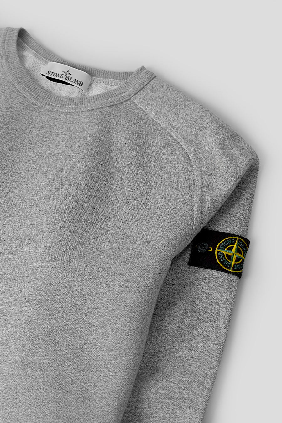 Stone Island - SWEATSHIRT FLEECE GRIS POUDRÉ - LE LABO STORE