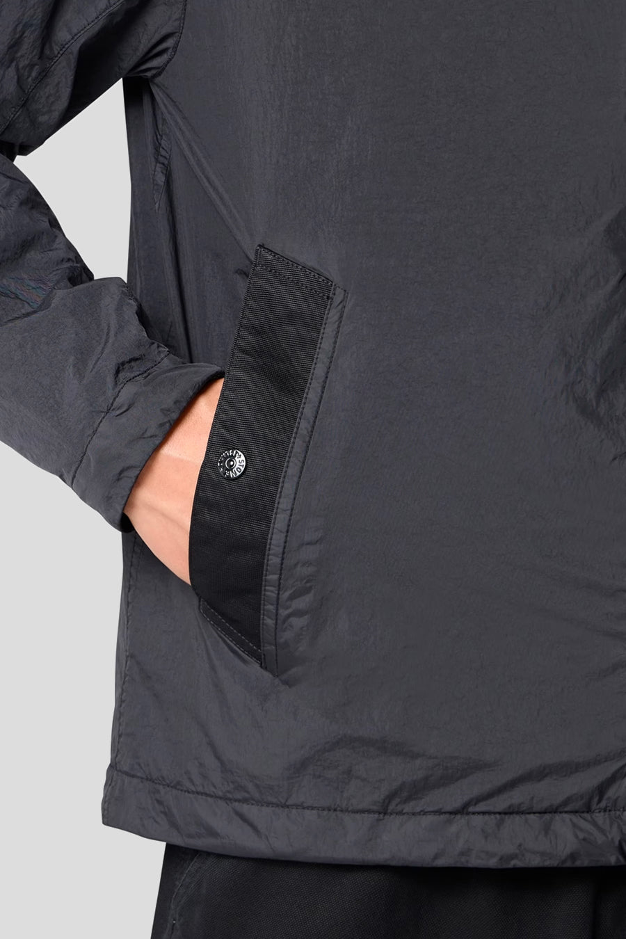 Stone Island - BLACK GARMENT DYED CRINKLE REPS NY HOODED JACKET  - LE LABO STORE