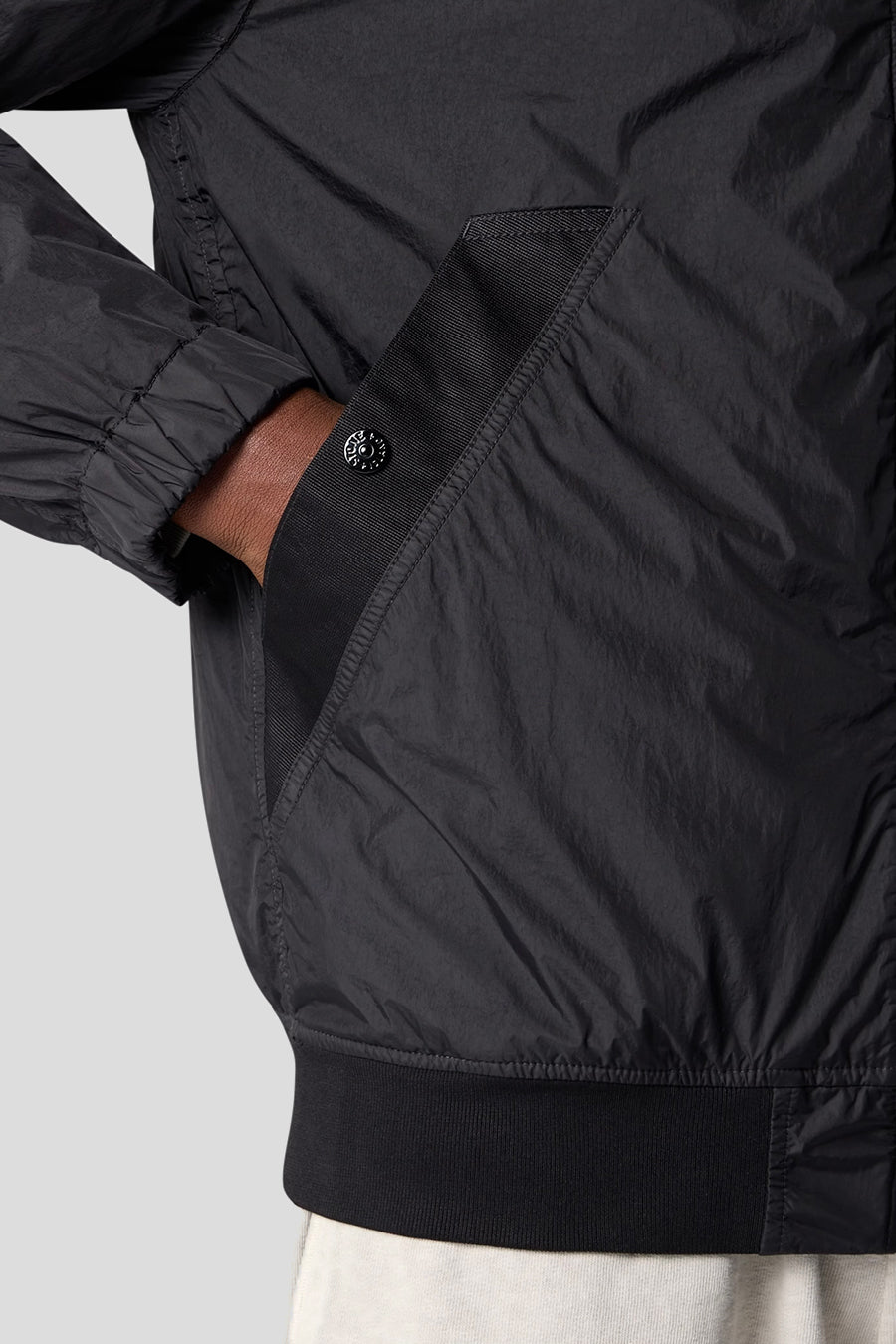 Stone Island - VESTE GARMENT DYED CRINKLE REPS NY NOIR - LE LABO STORE