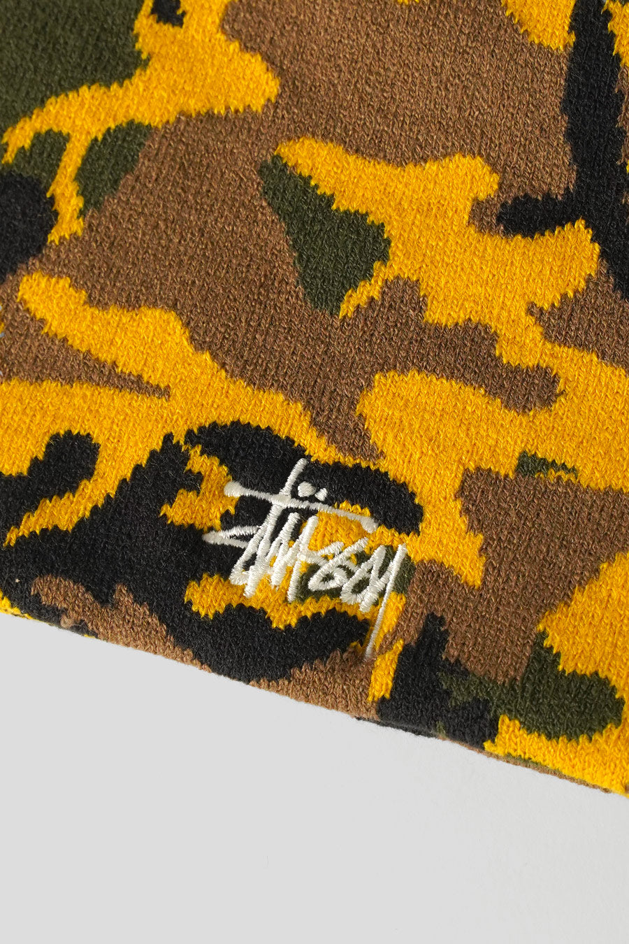 Stussy - BEANIE BASIC JACQUARD SKULLCAP YELLOW CAMOUFLAGE - LE LABO STORE