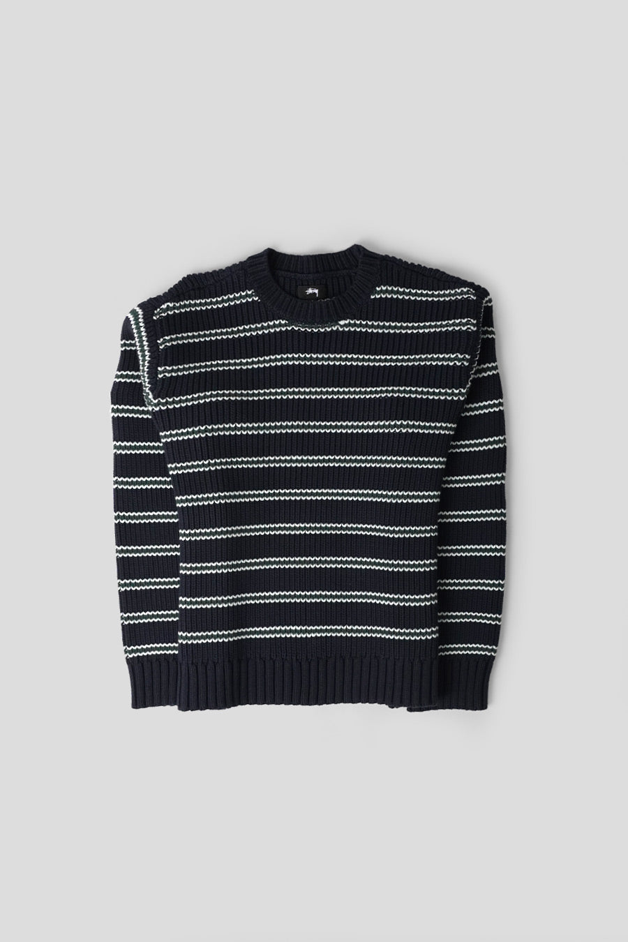 Stussy - CREWNECK STRIPE BLEU MARINE ET BLANC - LE LABO STORE