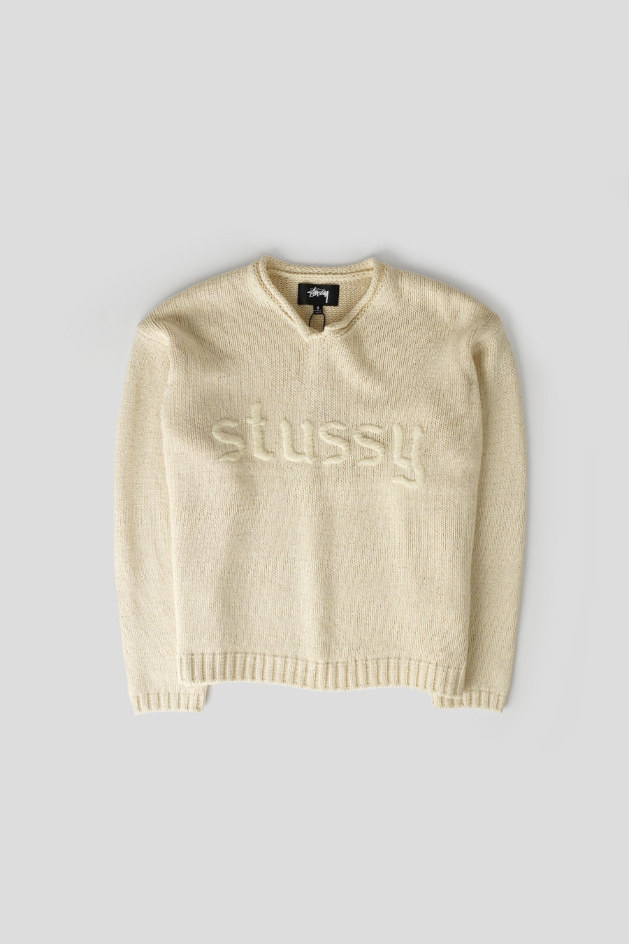 Stussy - PULL EMBROIDERED V-NECK LOGO ÉCRU - LE LABO STORE