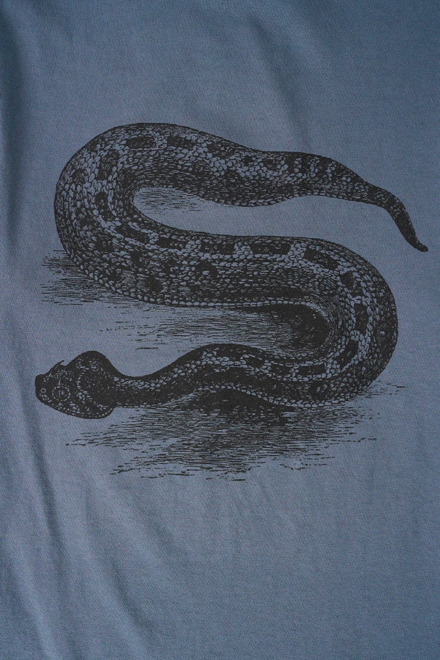 Stussy - T-SHIRT SERPENT PIG. DYED BLEU MARINE - LE LABO STORE
