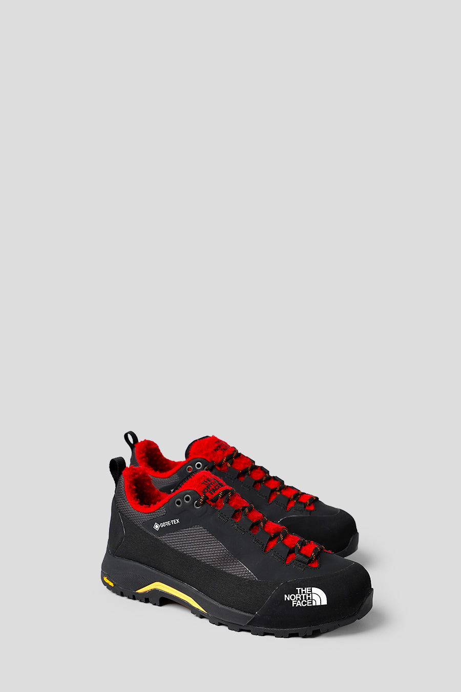 The North Face - CHAUSSURES VERTO ALPINE GTX CASENTINO ROUGE ET NOIRE - LE LABO STORE