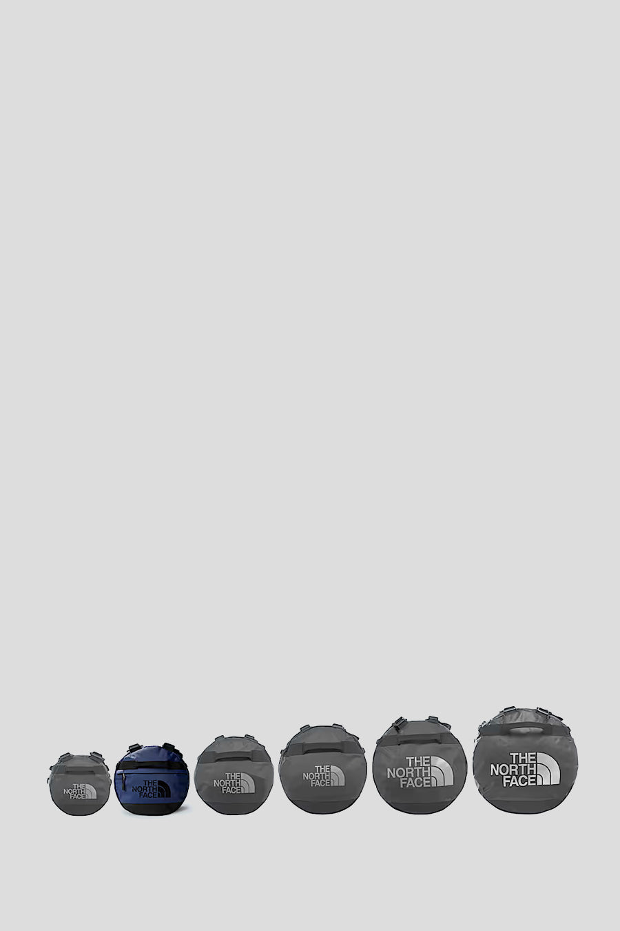 The North Face - SAC BASE CAMP DUFFEL S NOIR ET BLEU MARINE - LE LABO STORE