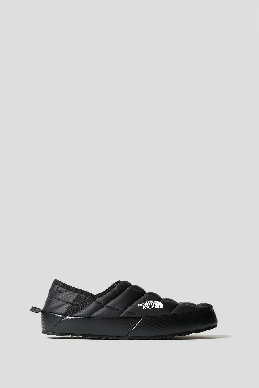 The North Face - BLACK AND WHITE THERMOBALL TRACTION MULE V SNEAKERS - LE LABO STORE