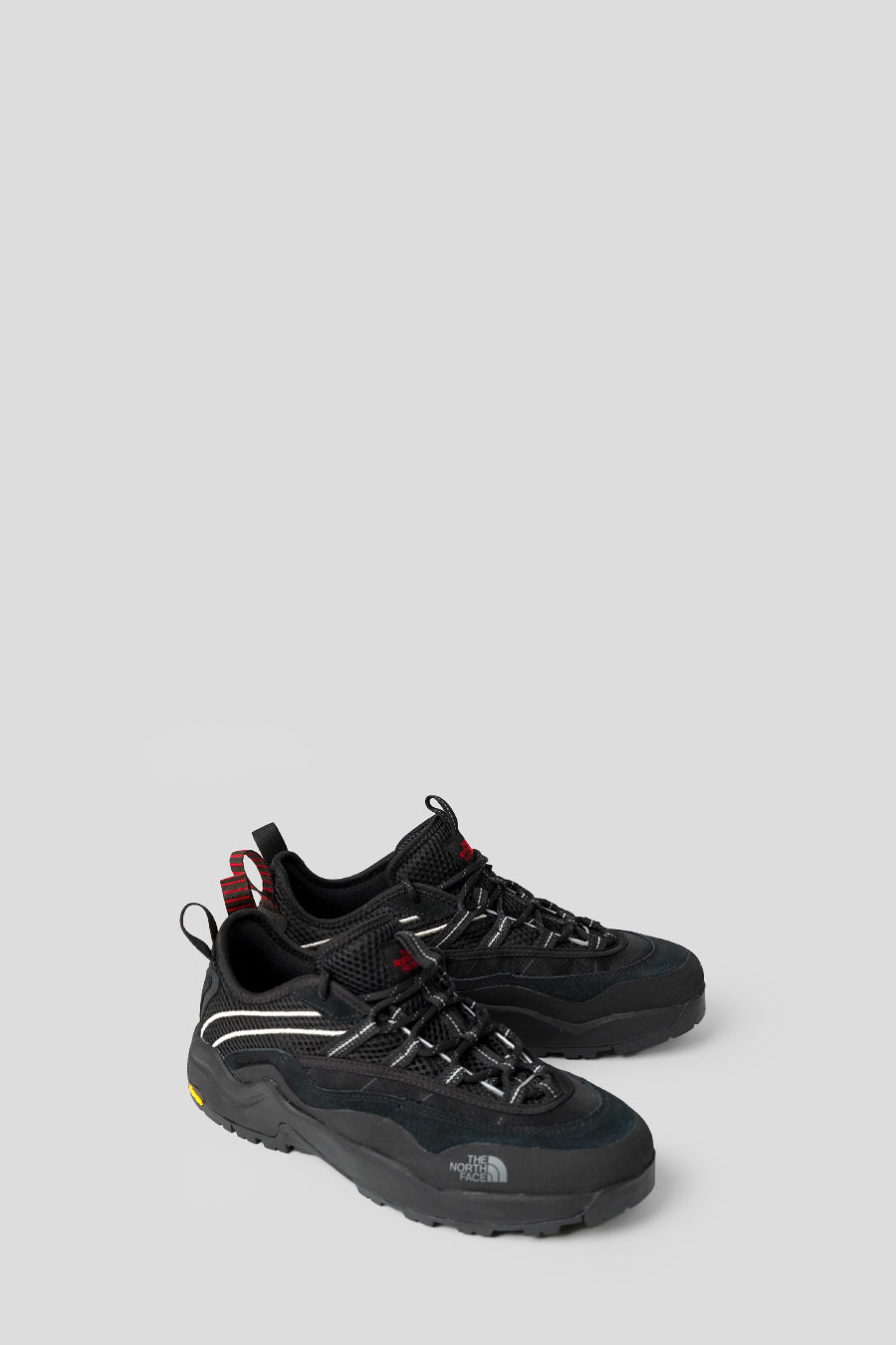 The North Face - SNEAKERS CLYFFE ULTRA NOIR ET ROUGE - LE LABO STORE