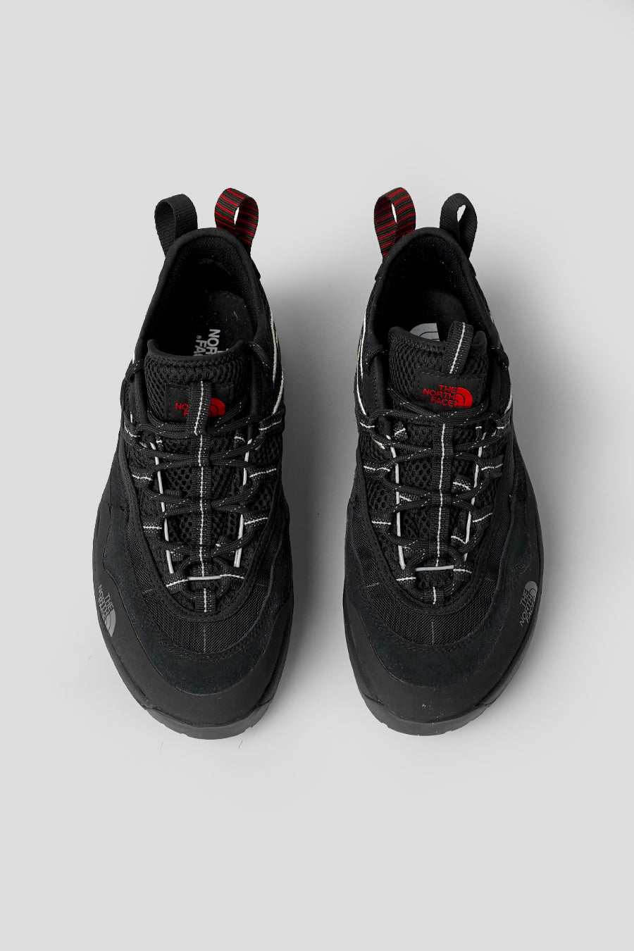 The North Face - SNEAKERS CLYFFE ULTRA NOIR ET ROUGE - LE LABO STORE
