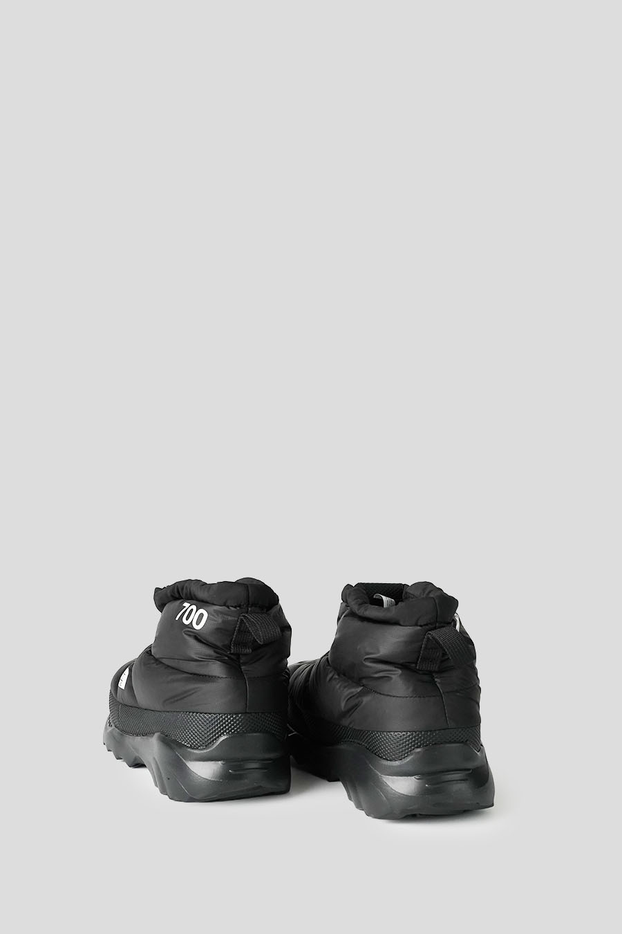 The North Face - CHAUSSURES CHUKKA NUPTSE TRACTION NOIRES - LE LABO STORE
