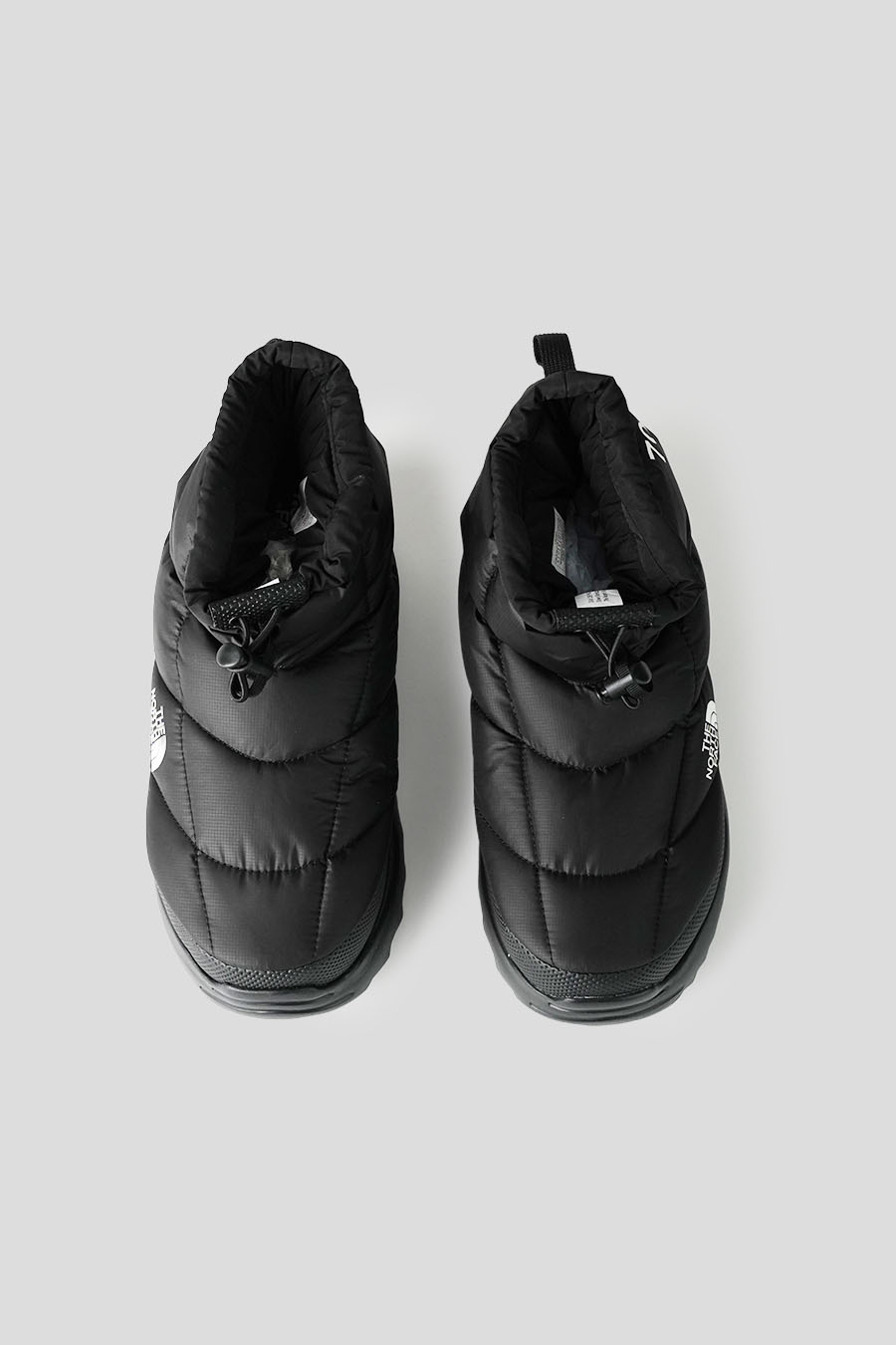 The North Face - CHAUSSURES CHUKKA NUPTSE TRACTION NOIRES - LE LABO STORE