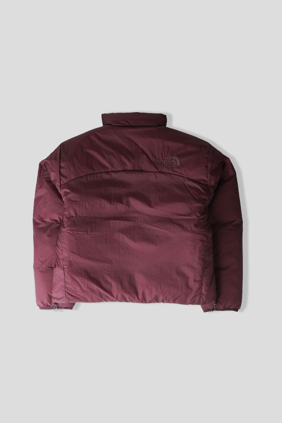 The North Face - DOUDOUNE PERTEX NUPTSE REVERSIBLE BORDEAUX - LE LABO STORE