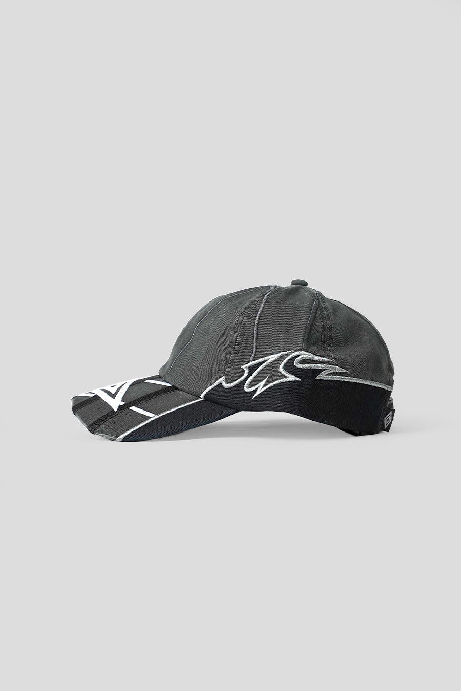 Umbro - DARK GREY GOALKEEPER CAP - LE LABO STORE