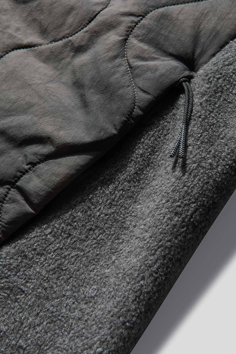 ROA HIKING - VESTE EN POLAIRE MATELASSÉ ROA X AND WANDER GRISE - LE LABO STORE