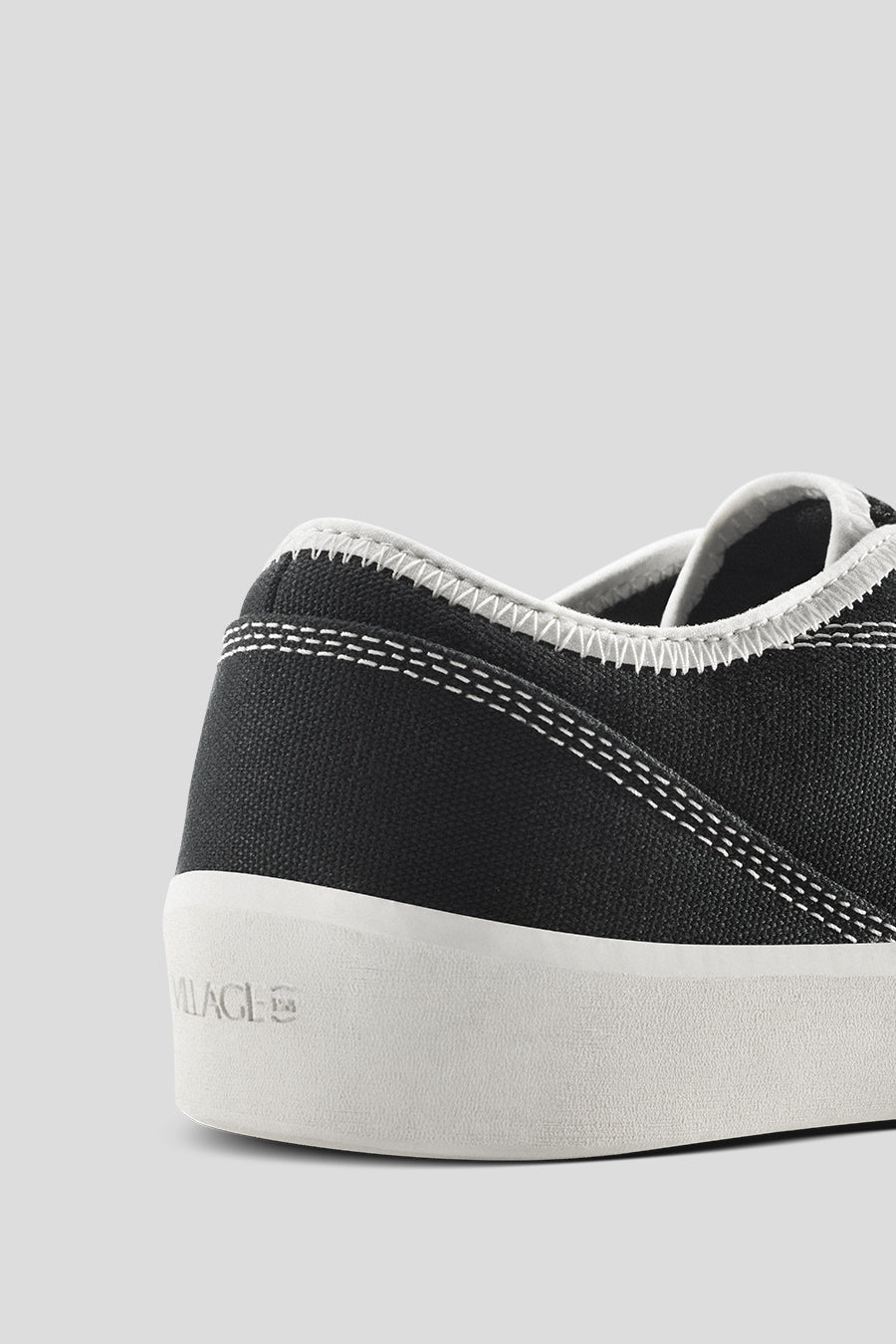 Village PM - SNEAKERS 1.30PM BLACK ET WHISPER WHITE - LE LABO STORE