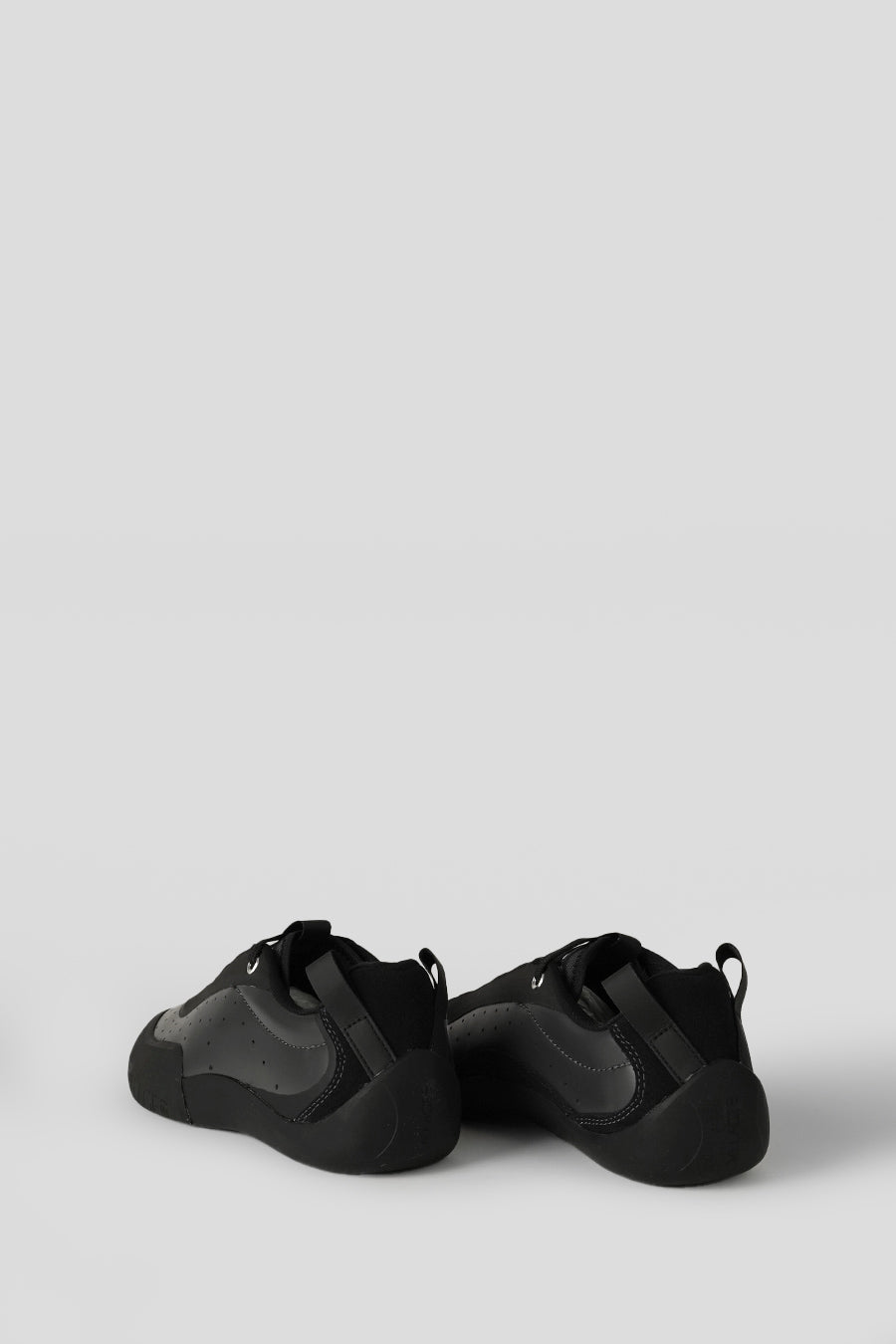 Village PM - SNEAKERS 2PM ANTHRACITE - LE LABO STORE