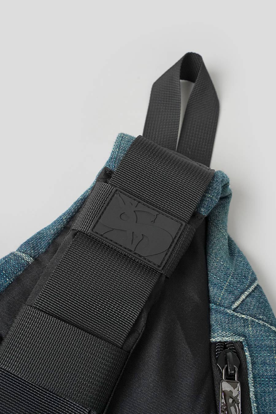 YARDSALE - BLUE DENIM SLING BAG - LE LABO STORE