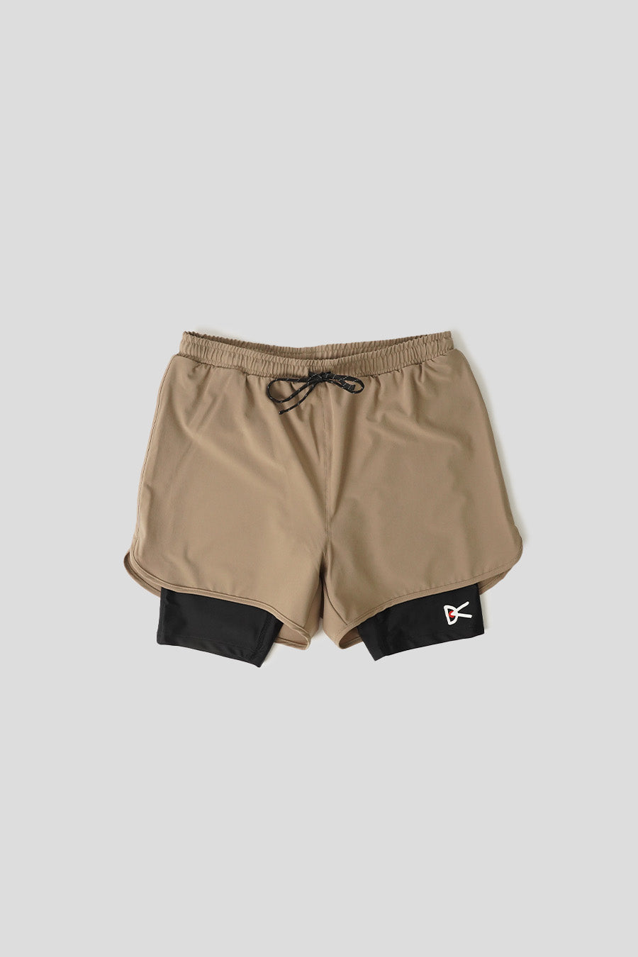 DISTRICT VISION - SHORT TRAIL LAYERED POCKETED KAKI - LE LABO STORE