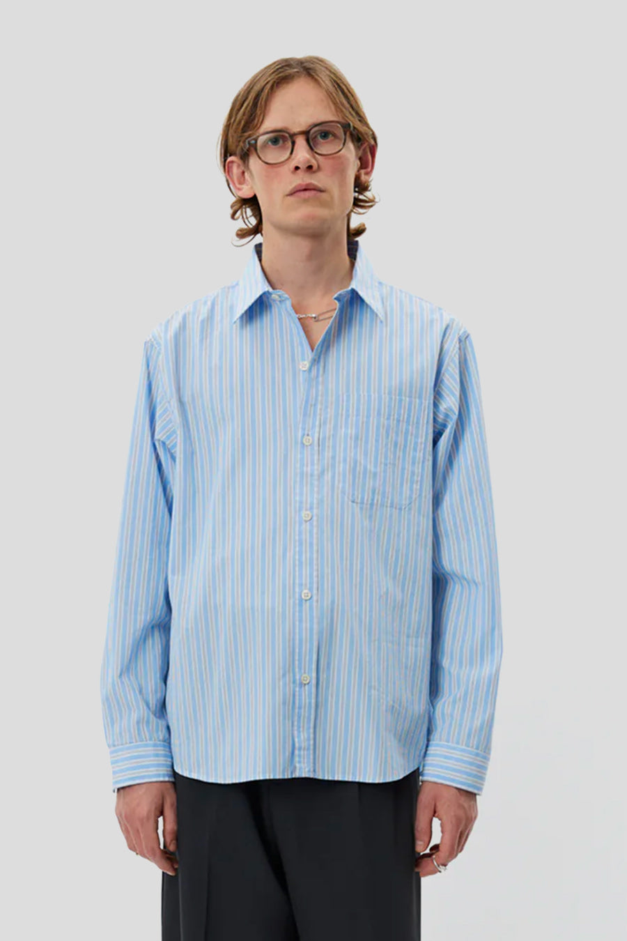 mfpen - CHEMISE DISTANT À RAYURES BLEU MARINE ET BLANCHE - LE LABO STORE