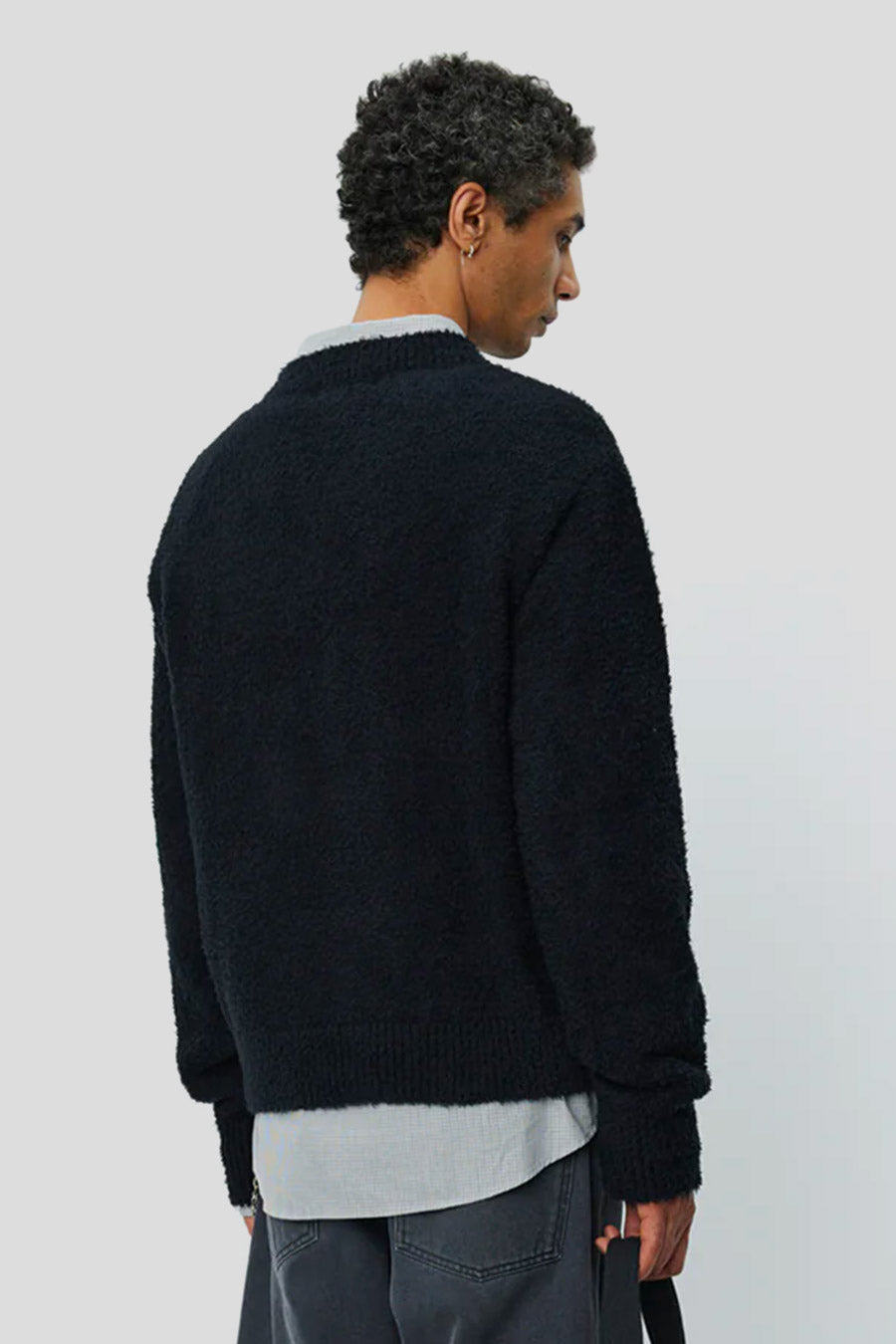 mfpen - PULL COL-V NOIR - LE LABO STORE