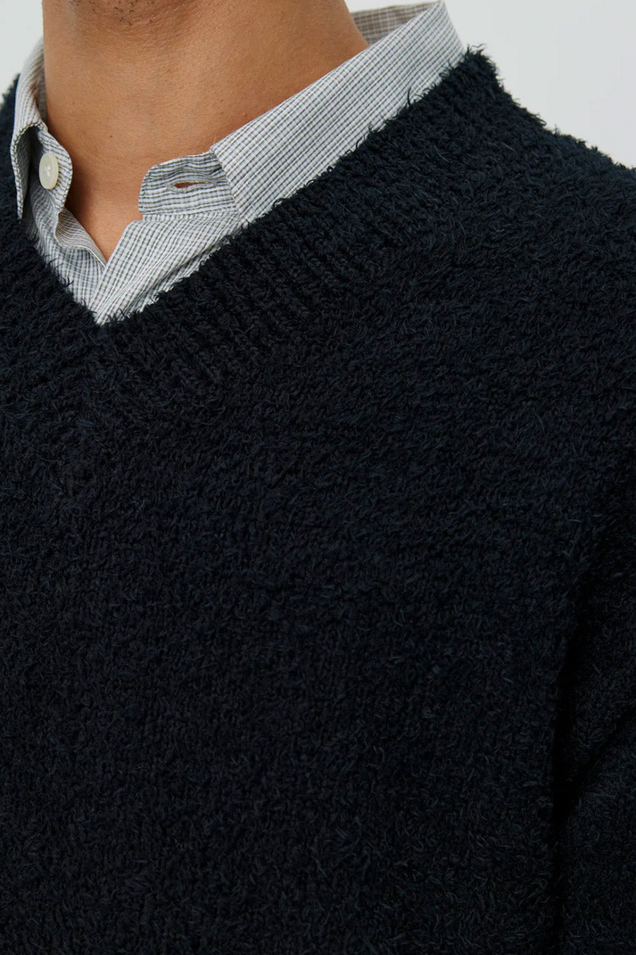 mfpen - BLACK V NECK SWEATER - LE LABO STORE