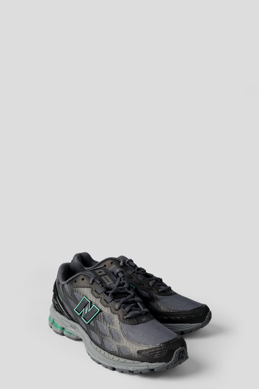 NEW BALANCE - SNEAKERS U1906WA BLACK METALLIC - LE LABO STORE