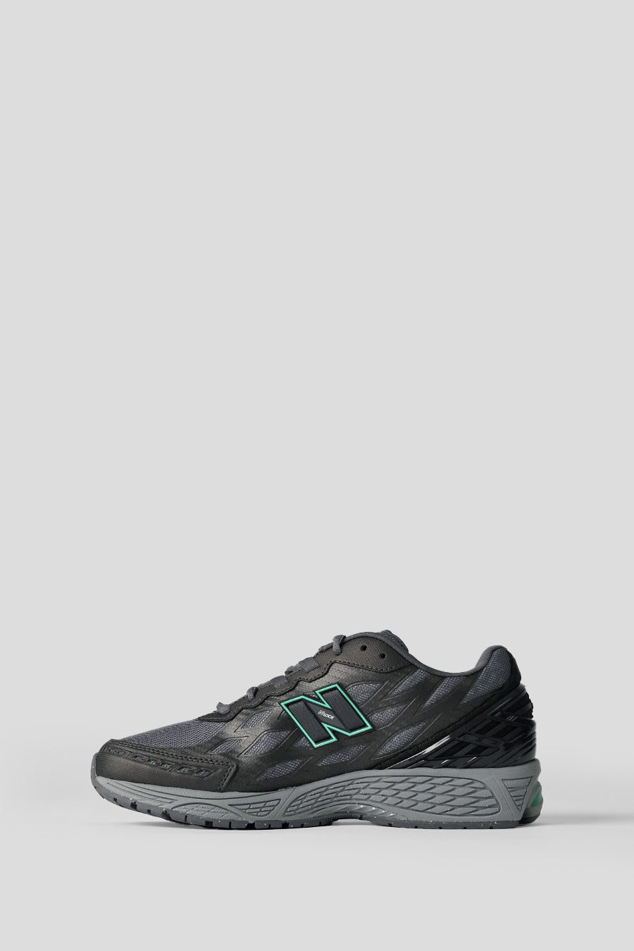 NEW BALANCE - SNEAKERS U1906WA BLACK METALLIC - LE LABO STORE