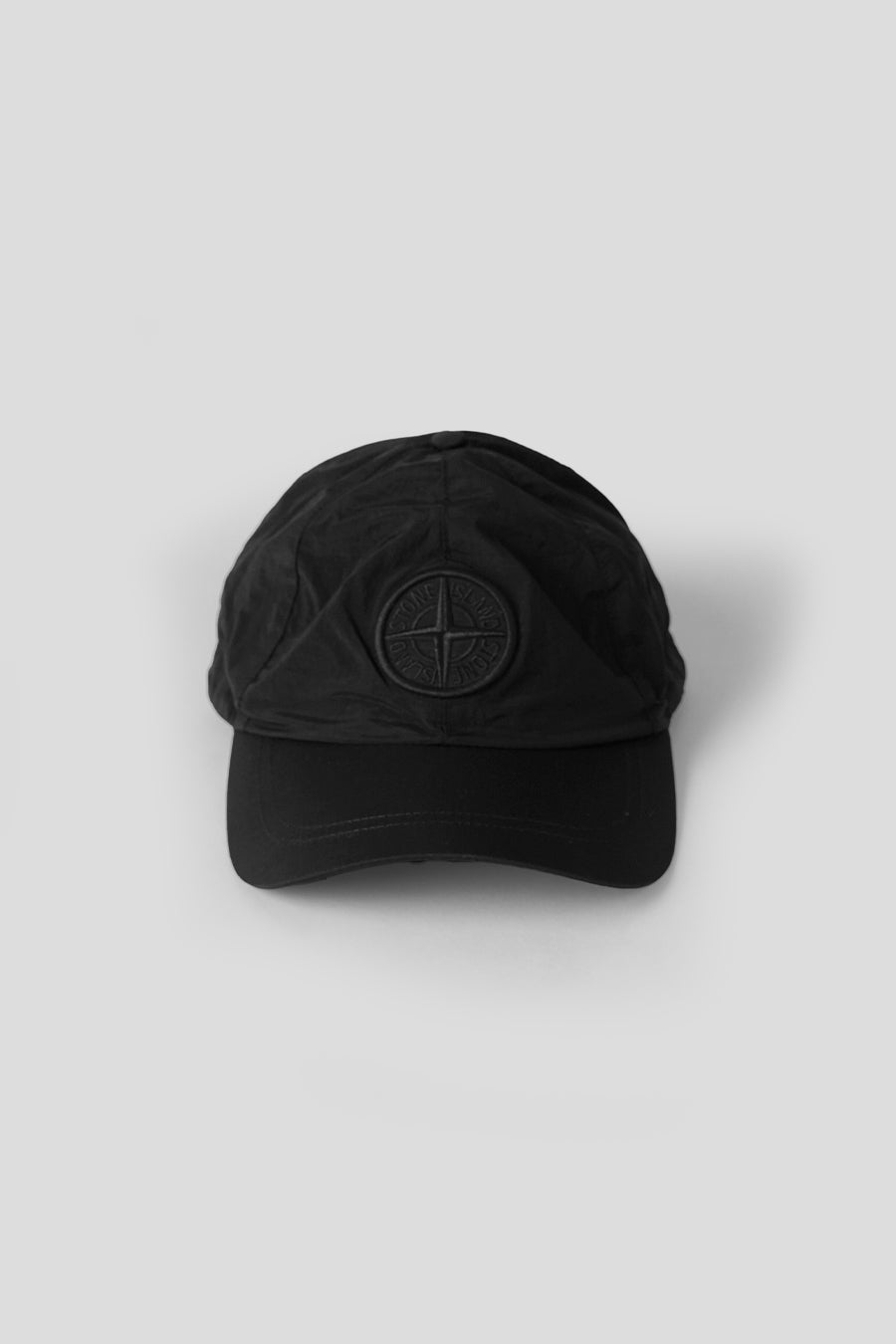 Stone Island - CASQUETTE NYLON METAL ECONYL NOIRE - LE LABO STORE