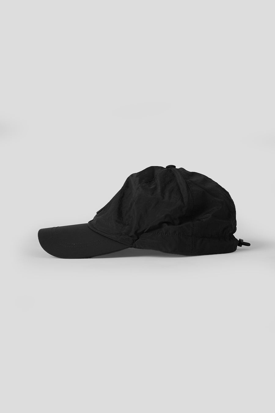 Stone Island - CASQUETTE NYLON METAL ECONYL NOIRE - LE LABO STORE